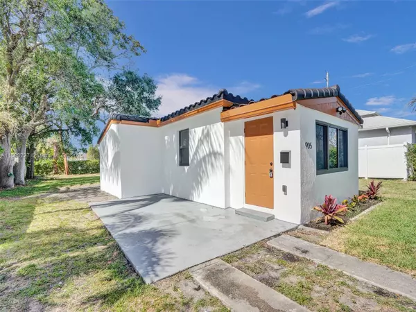 Fort Lauderdale, FL 33315,905 SW 22nd St