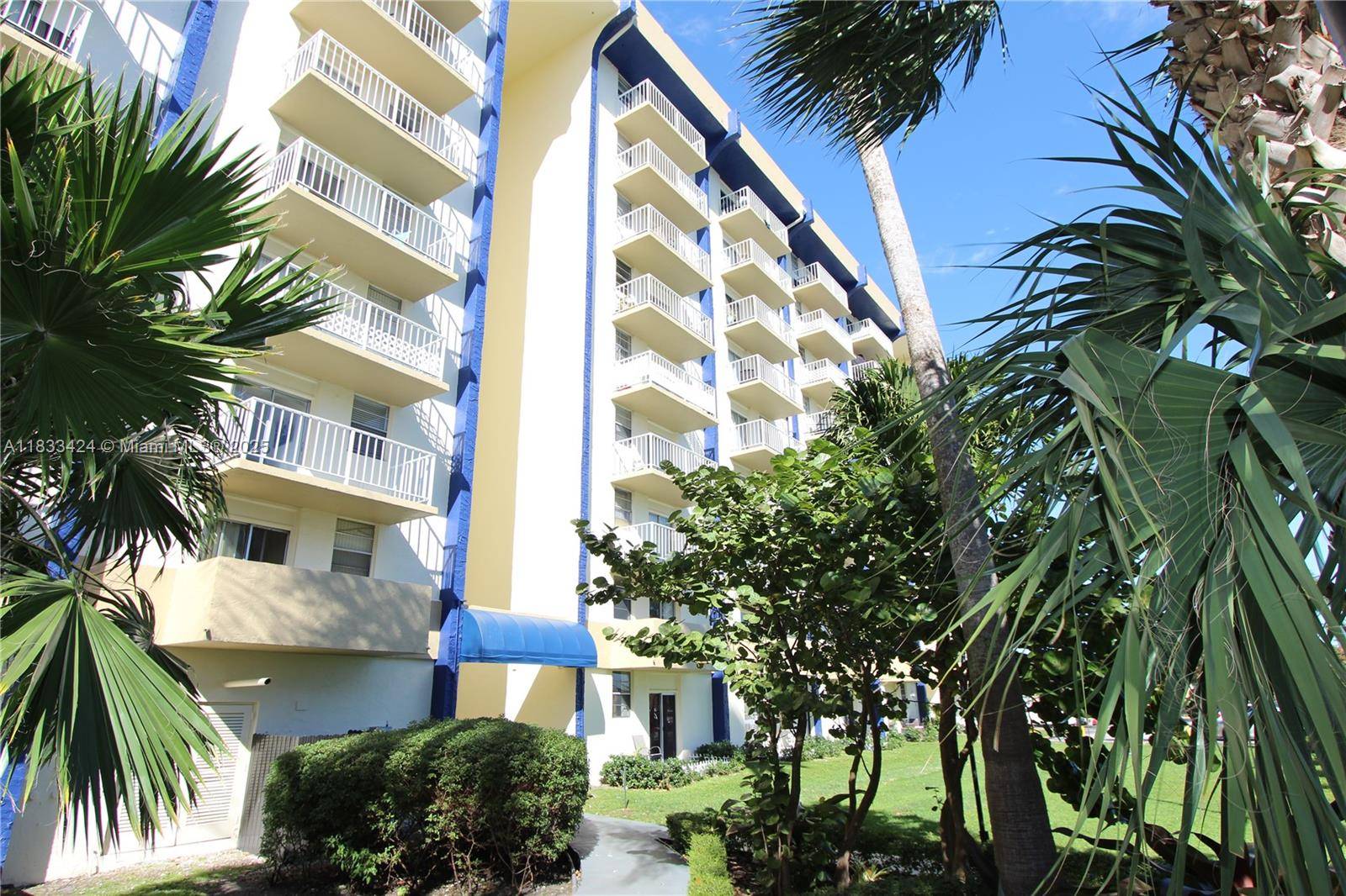 801 NW 47th Ave #712W, Miami, FL 33126