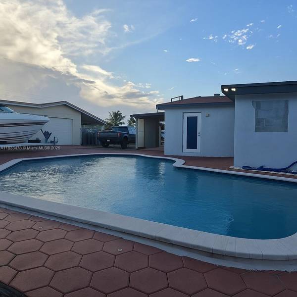 Miami Gardens, FL 33169,1320 NW 179th Ter