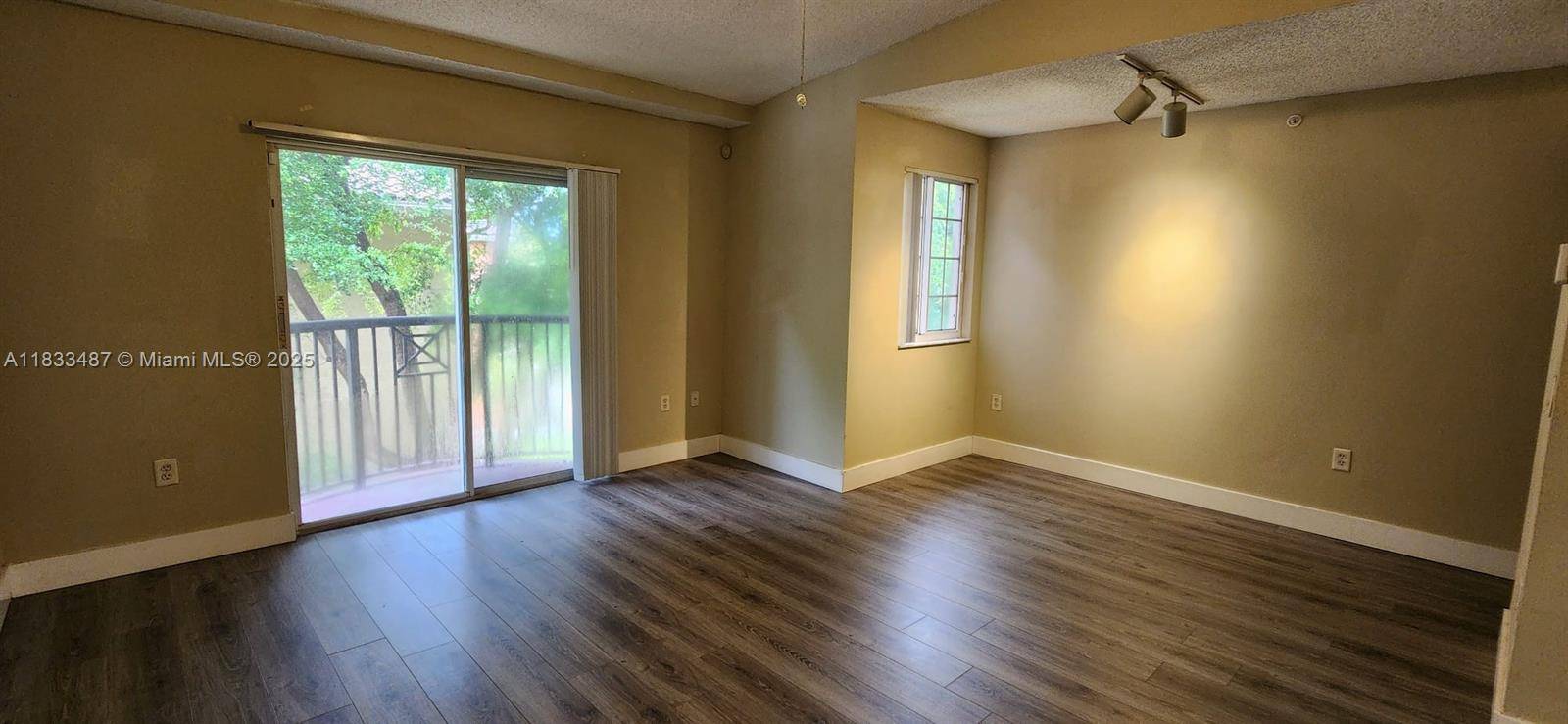 West Palm Beach, FL 33417,4151 N Haverhill Rd #1522