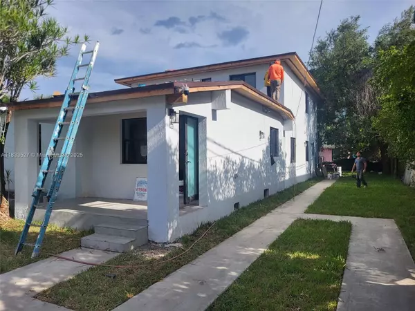Miami, FL 33150,742 NW 70th St