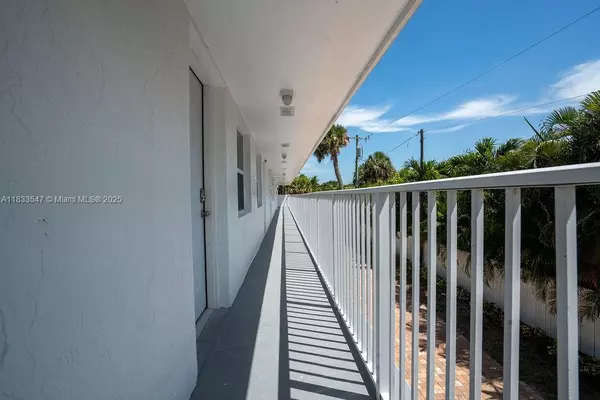 Fort Pierce, FL 34949,2305 Tamarind Dr #7