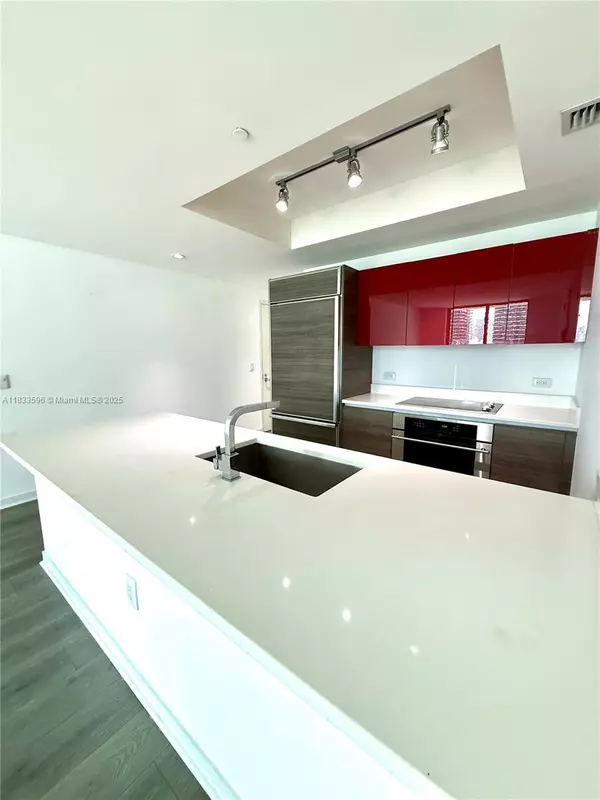 Miami, FL 33130,1100 S Miami Ave #1207