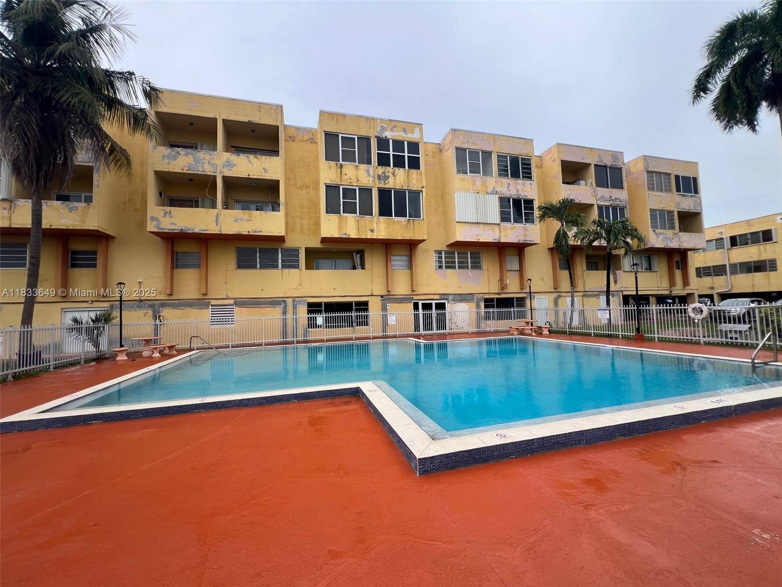 Hialeah, FL 33012,1555 W 44th Pl #103