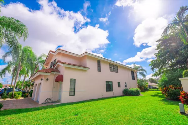 Boca Raton, FL 33496,8694 Via Reale #61L