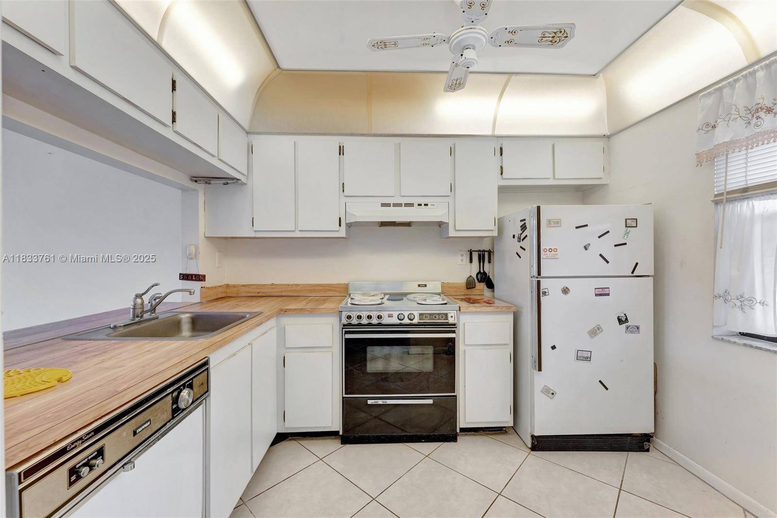 Sunrise, FL 33322,10304 Sunrise Lakes Blvd #209