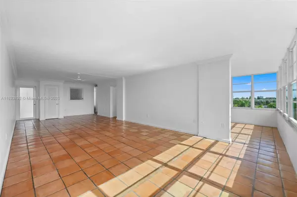 Fort Lauderdale, FL 33301,401 SE 25th Ave #605