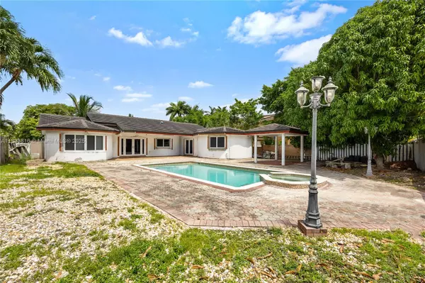 Miami, FL 33175,3161 SW 138th Ave