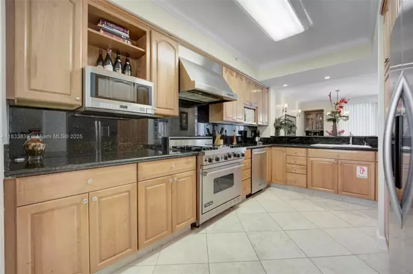 Islamorada, FL 33036,101 Gulfview Dr #116