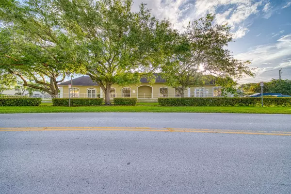 Palmetto Bay, FL 33157,9225 SW 158th Ln #B
