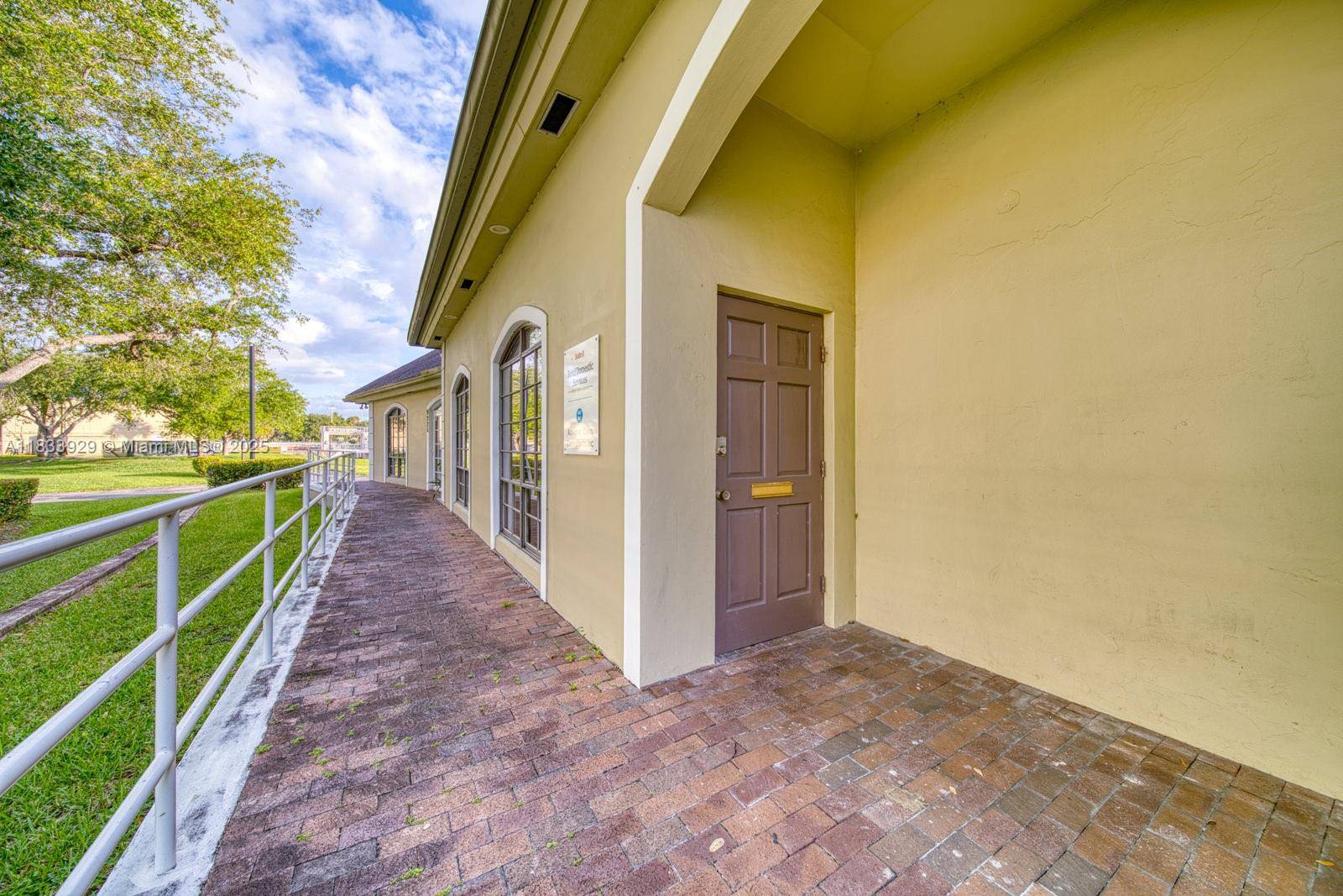 Palmetto Bay, FL 33157,9225 SW 158th Ln #B