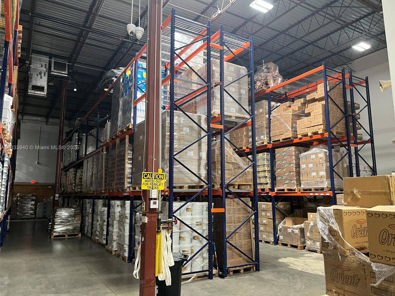 Davie, FL 33317,2501 Davie Rd