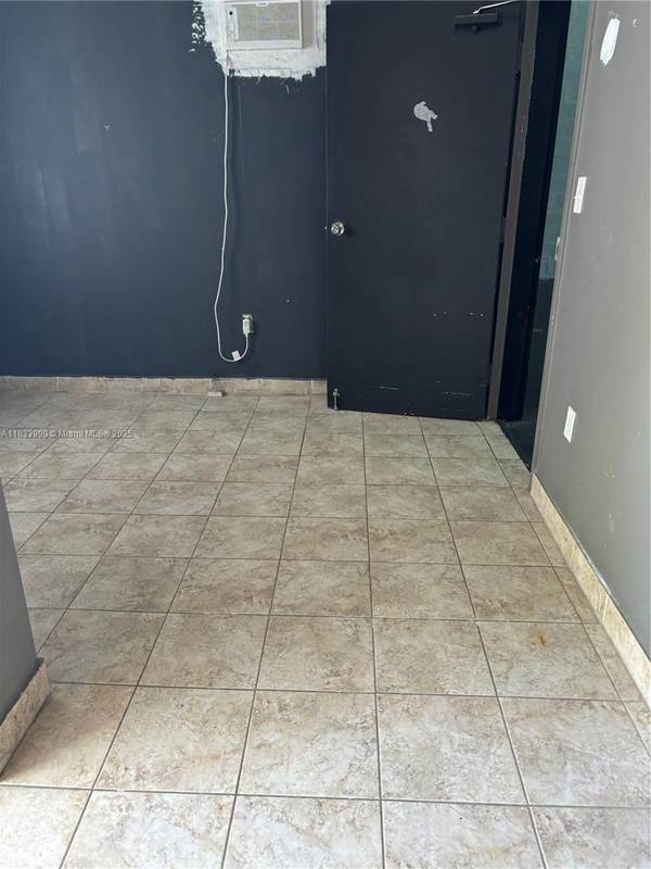 Hialeah Gardens, FL 33018,10780 NW 138th St #D-3