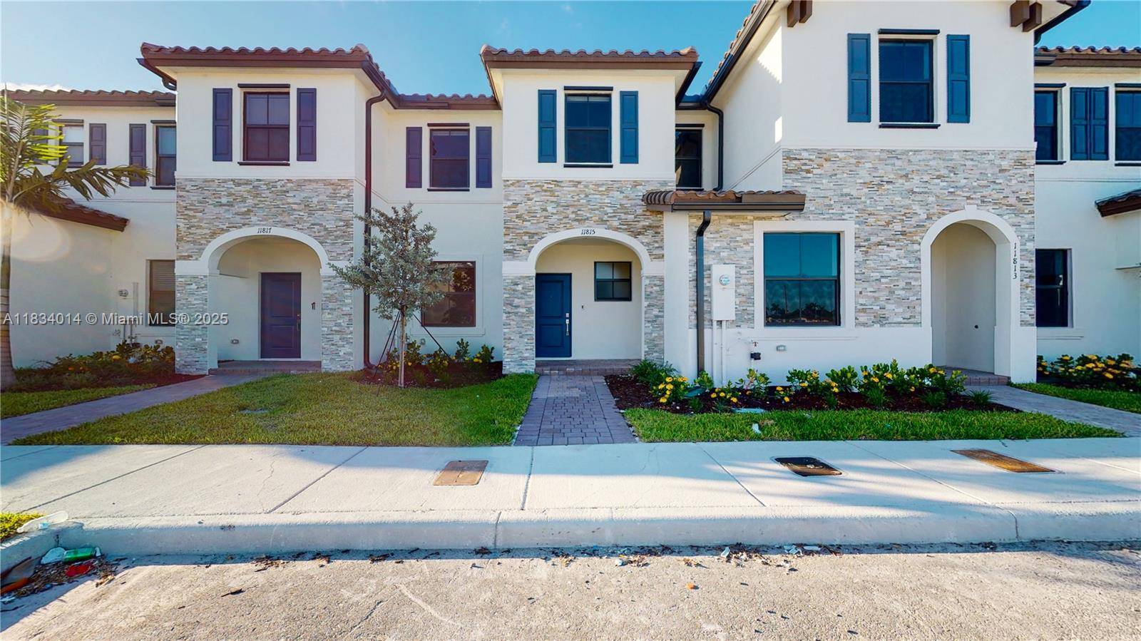 11815 SW 246 TER, Florida City, FL 33032