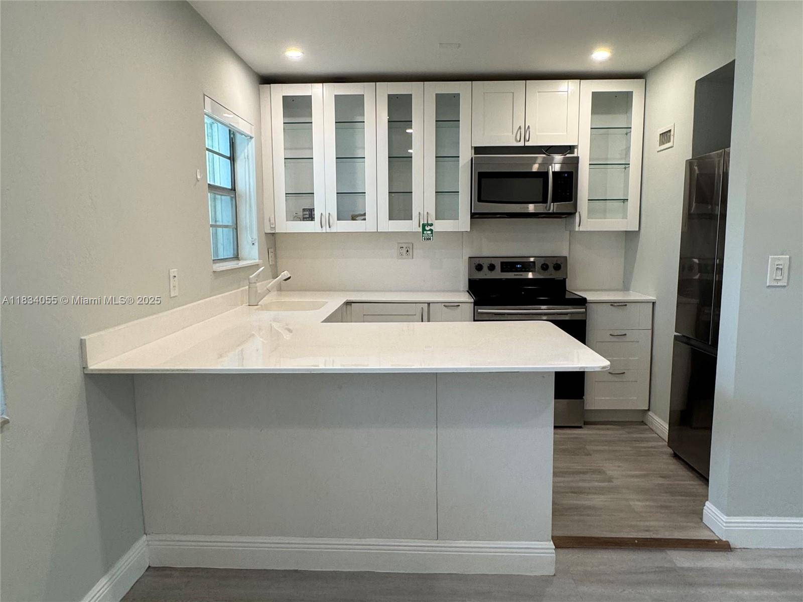 South Miami, FL 33143,7865 SW 57th Ave #48D