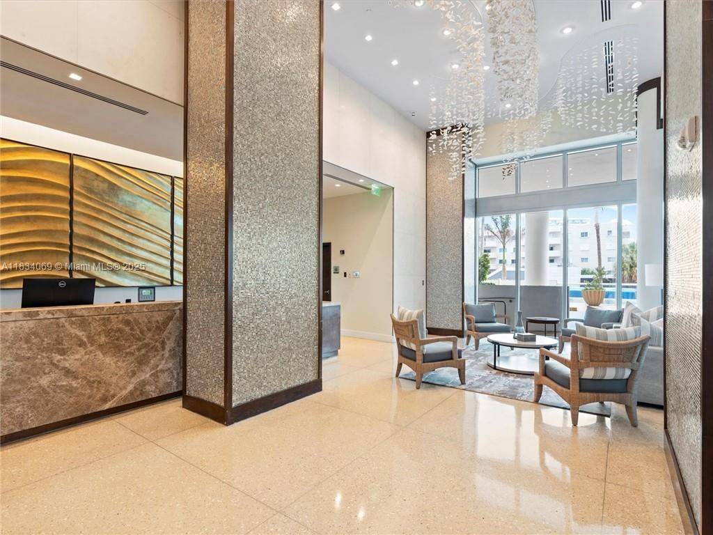 Miami Beach, FL 33141,6799 Collins Ave #301