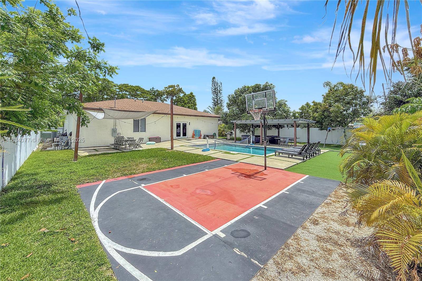 Cutler Bay, FL 33189,10245 SW 212th St