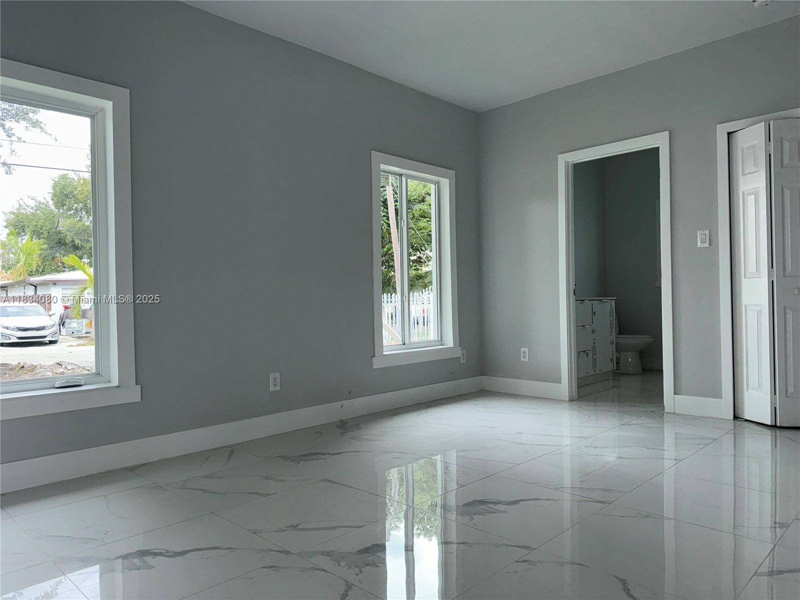 Miami, FL 33142,4801 NW 31st Ct