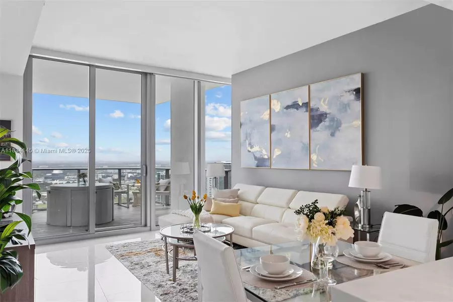 851 NE 1st Ave #3900, Miami, FL 33132