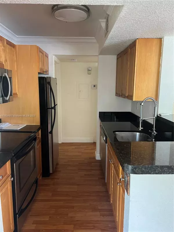 Miami, FL 33196,10680 SW 155th Pl #1408