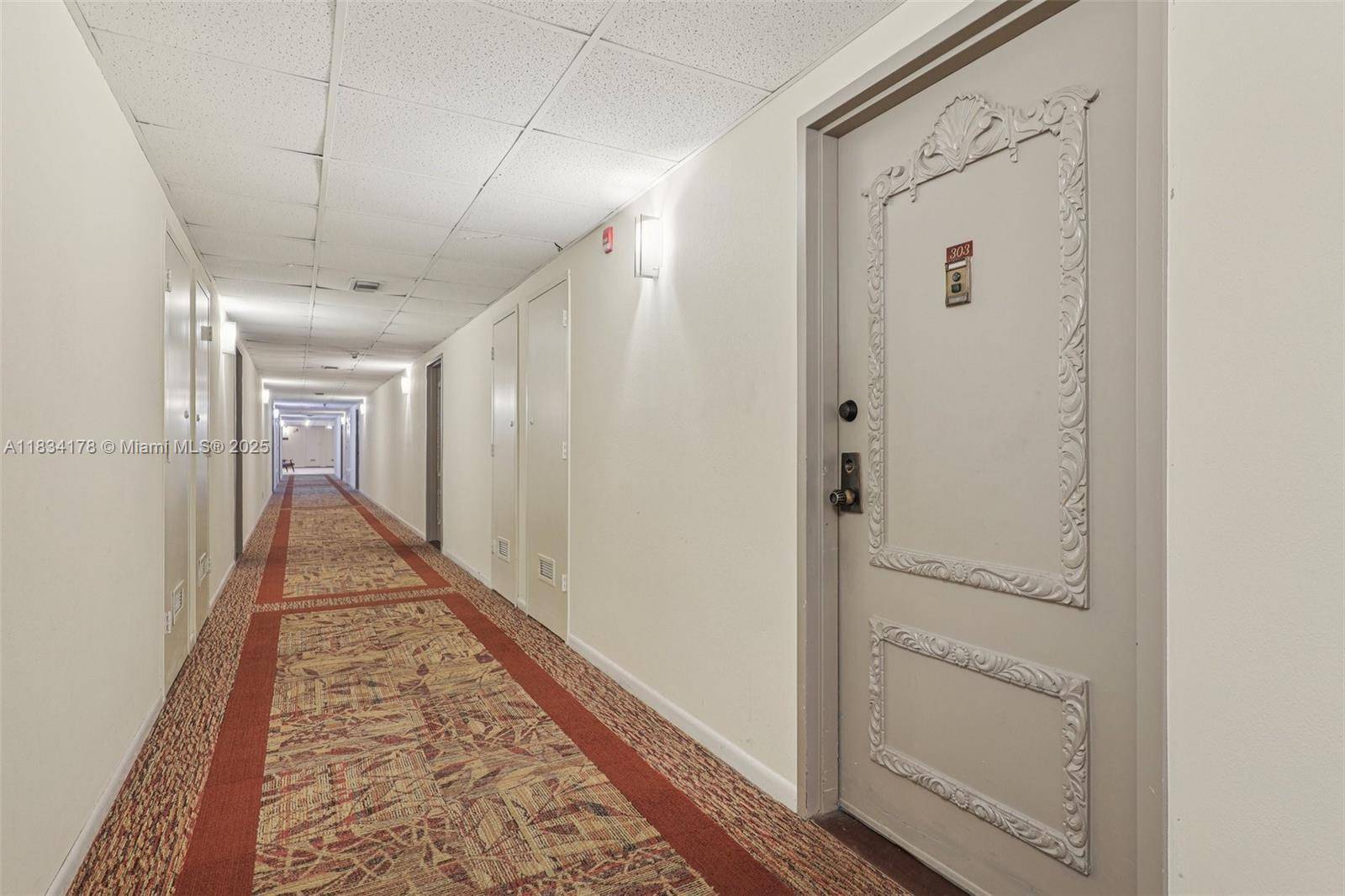 Hollywood, FL 33021,4350 Hillcrest Dr #303