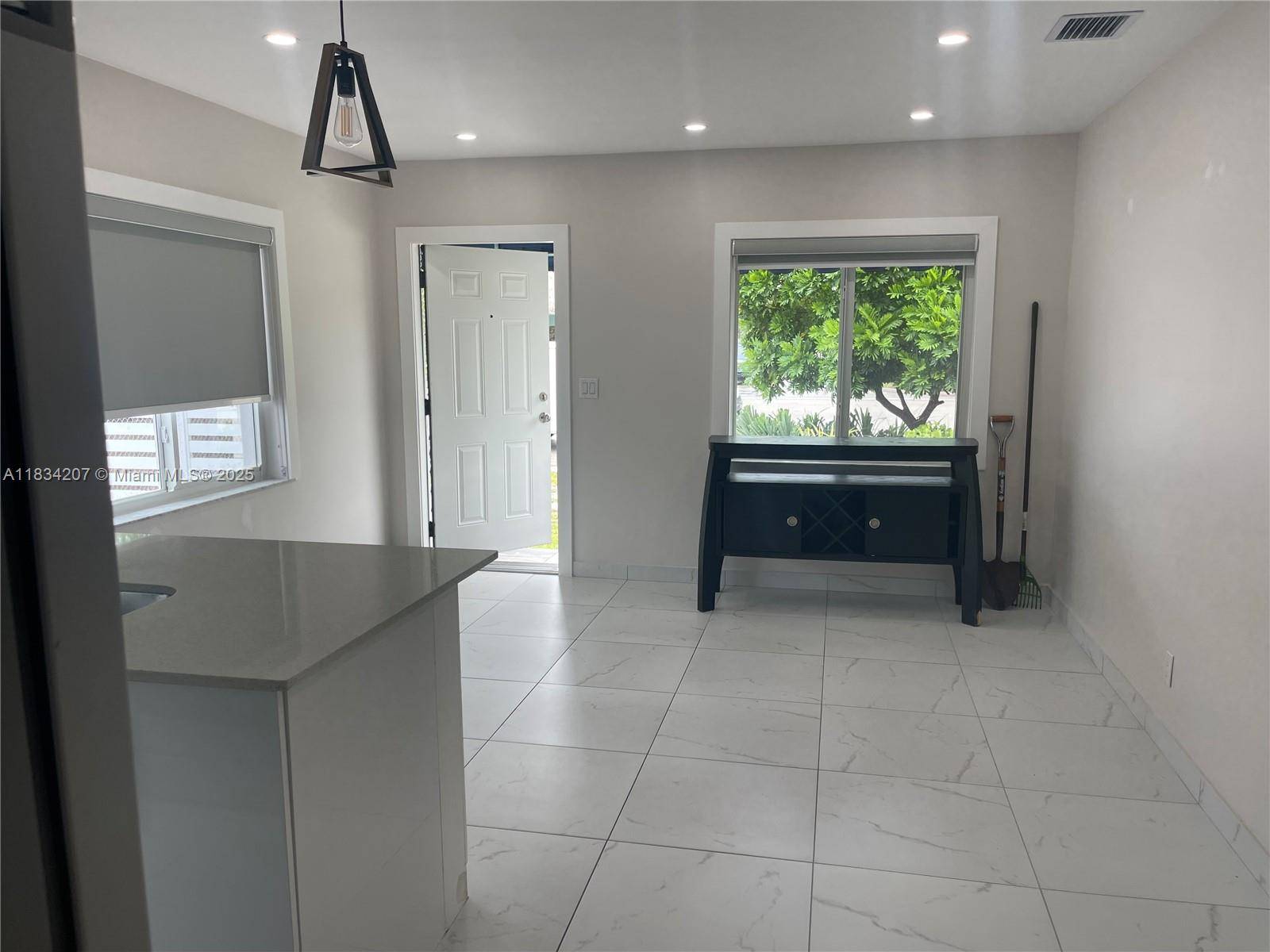 Miami, FL 33145,1367 SW 37th Ave #1365