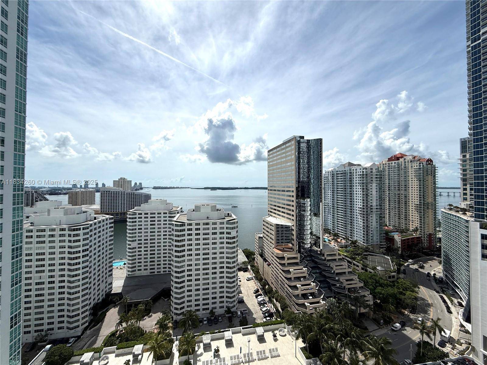 Miami, FL 33131