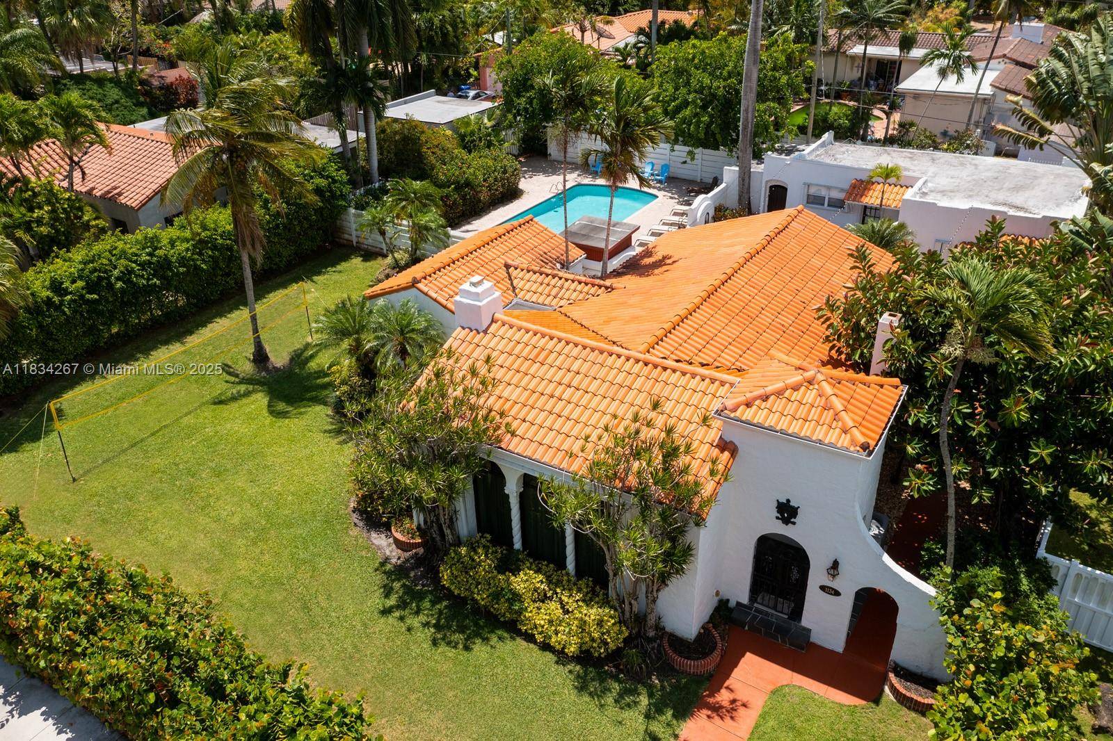 Hollywood, FL 33019,1134 Harrison St #1134