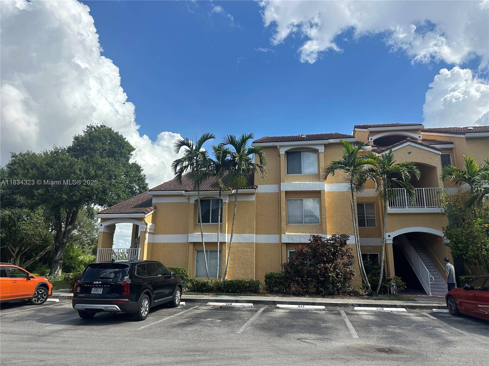Oakland Park, FL 33309,2647 NW 33rd St #2307