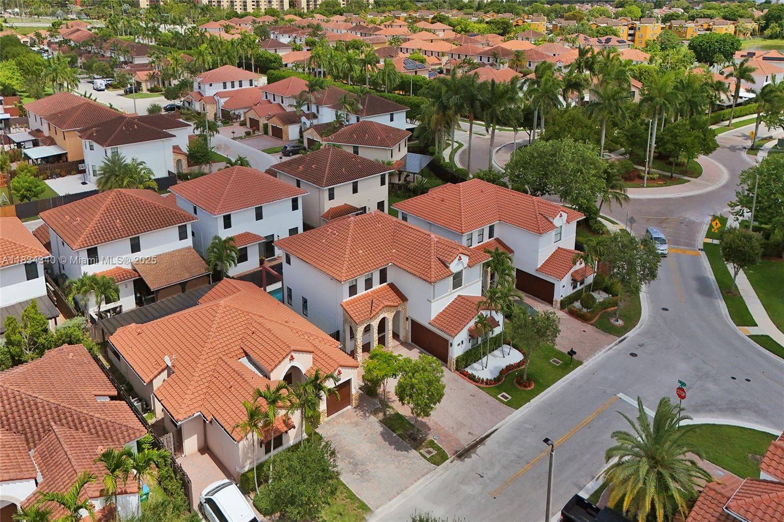 Miami, FL 33172,1007 NW 99th Ct