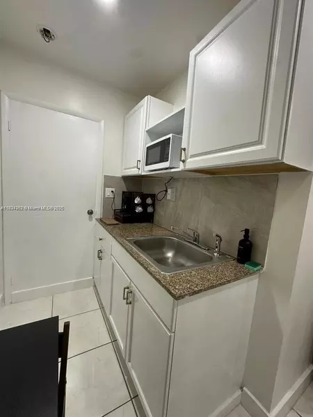 20510 SW 115th #1, Miami, FL 33189