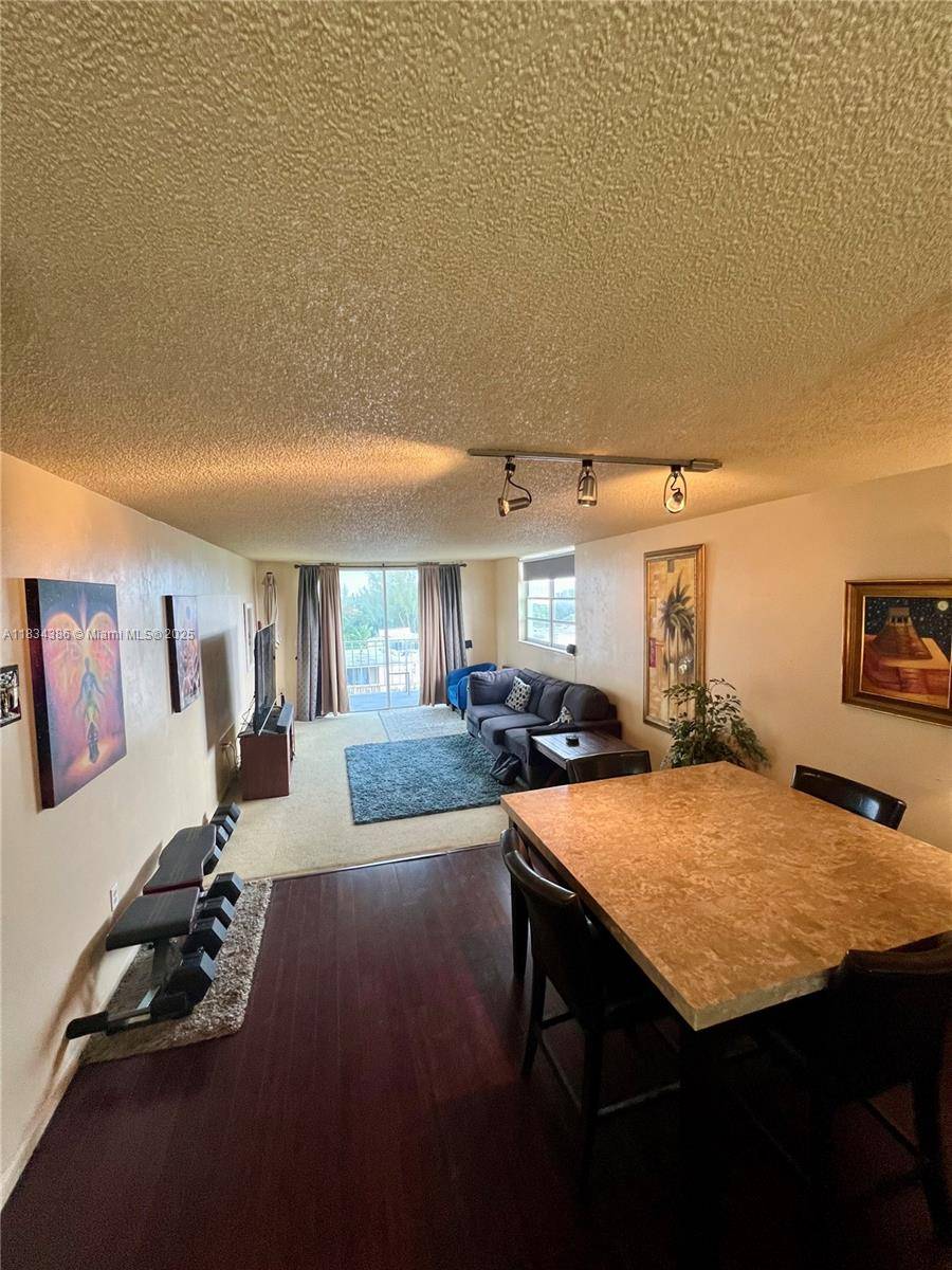 North Miami, FL 33161,1470 NE 125th Ter #814