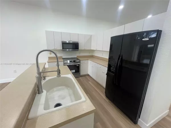 Miramar, FL 33027,16285 SW 27th St