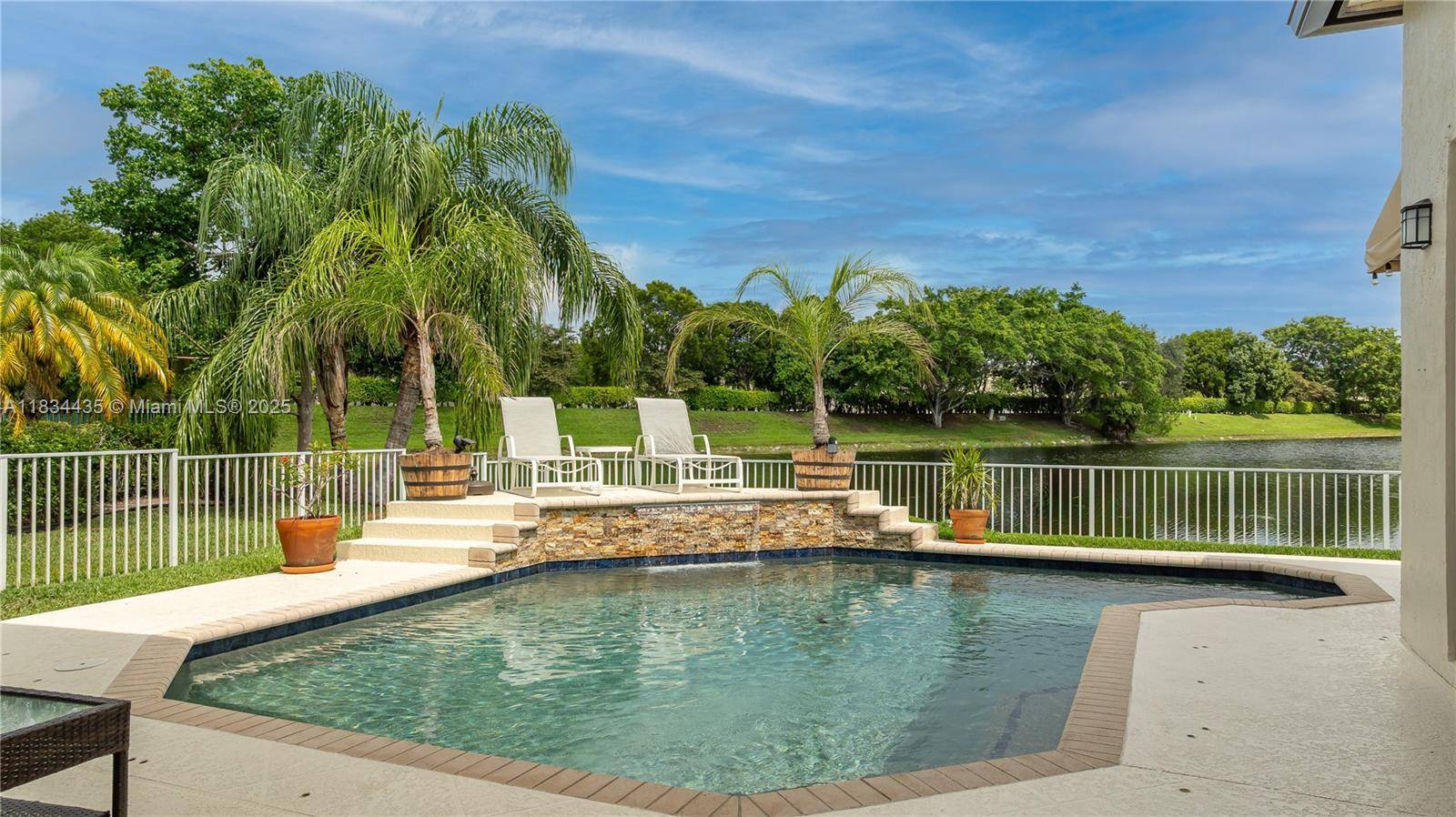 10975 NW 56th Ct, Coral Springs, FL 33076