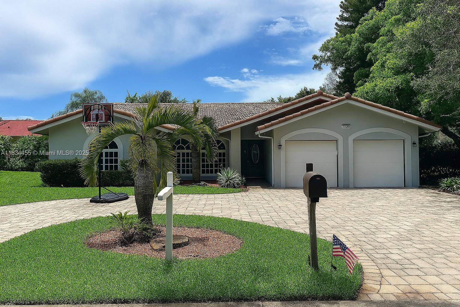 8140 NW 50th Street, Coral Springs, FL 33067