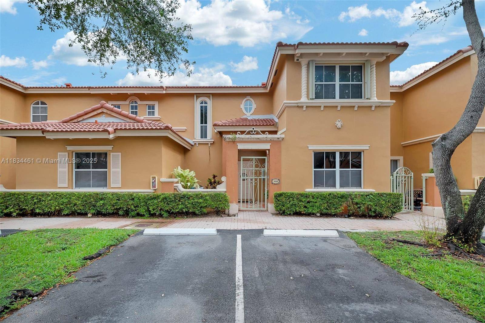 Miami Lakes, FL 33016,8511 NW 141st Ter #402