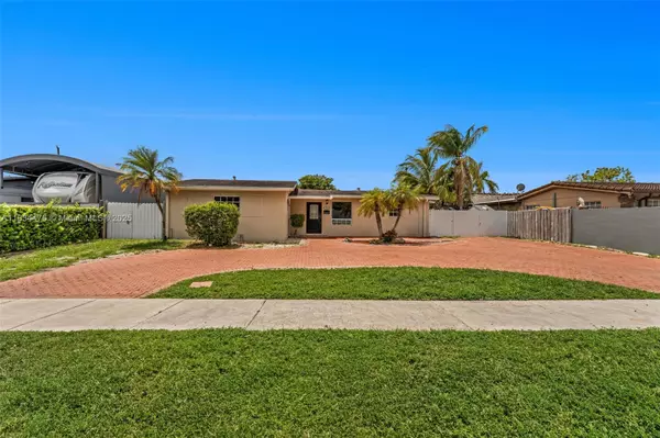 Hialeah, FL 33015,7920 NW 171st St