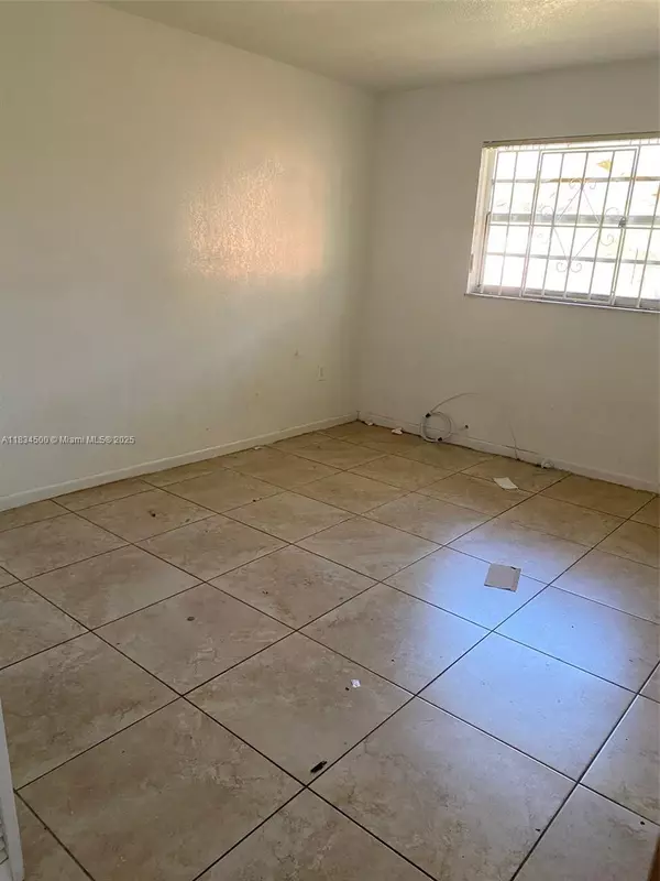 Miami, FL 33142,2154 NW 61st St #1