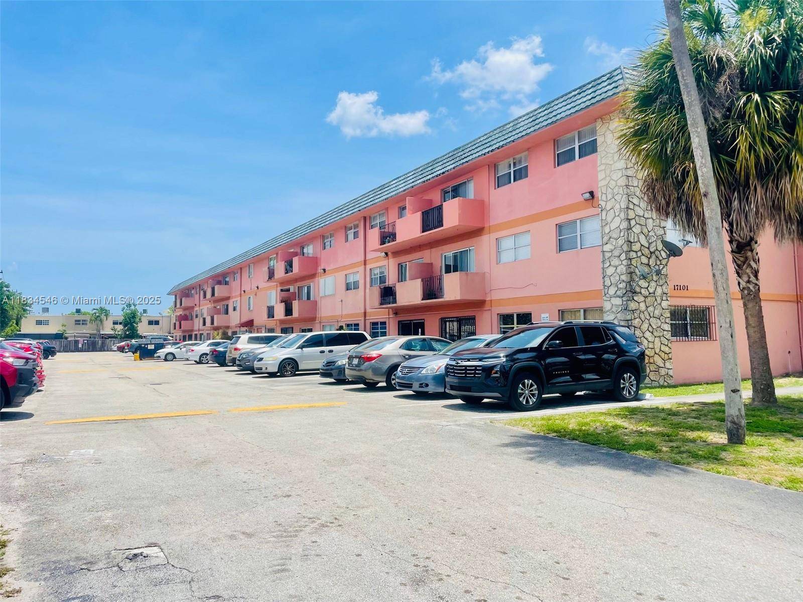 Miami Gardens, FL 33055,17101 NW 57th Ave #314