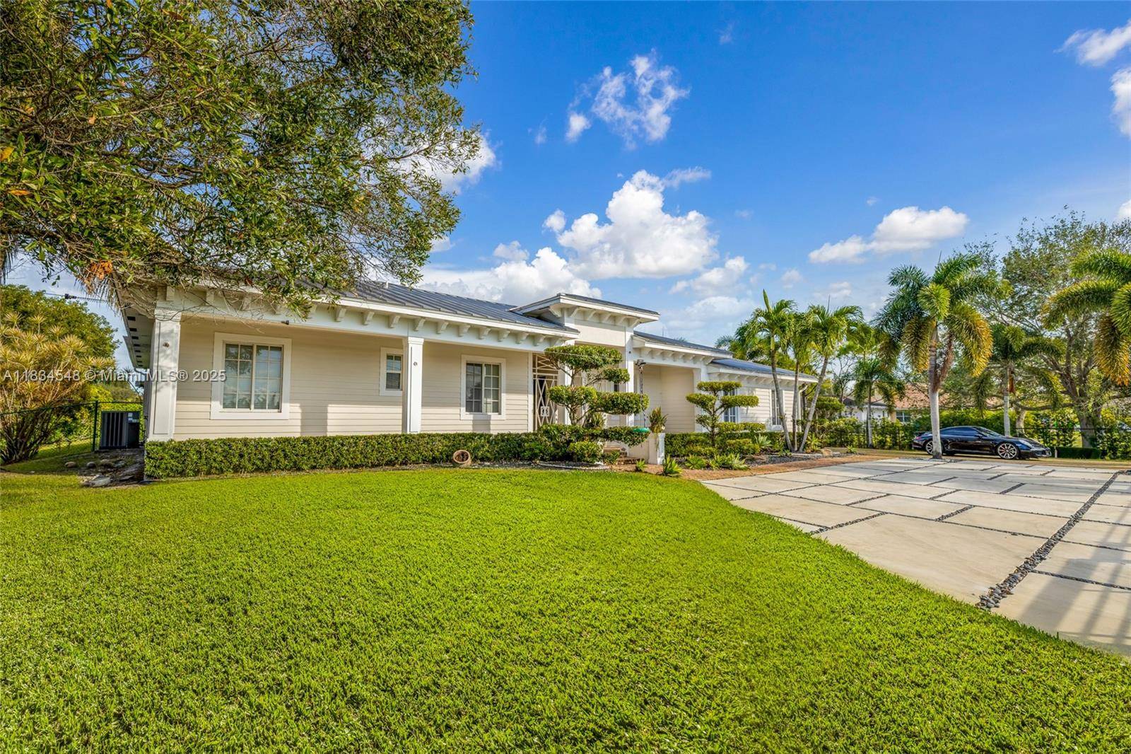 Southwest Ranches, FL 33331,16701 SW 49th St