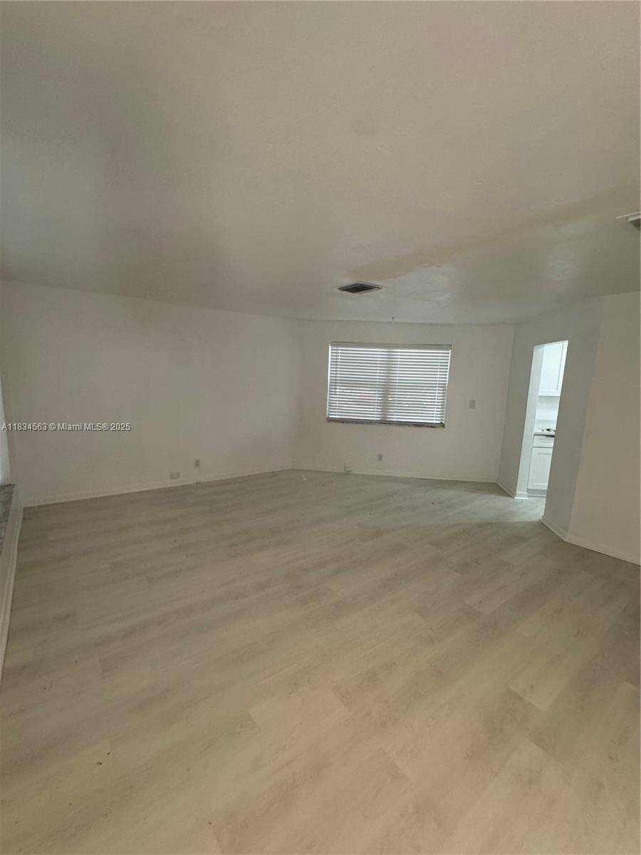 Fort Lauderdale, FL 33305,2036 NE 21st Ave