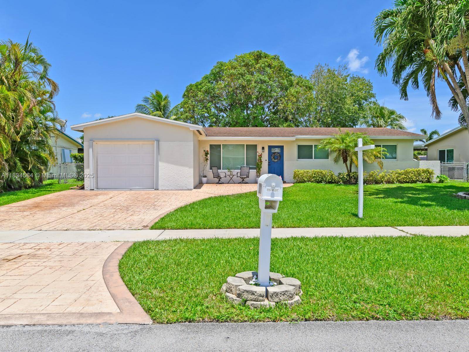 Pembroke Pines, FL 33024,321 NW 93rd Ave
