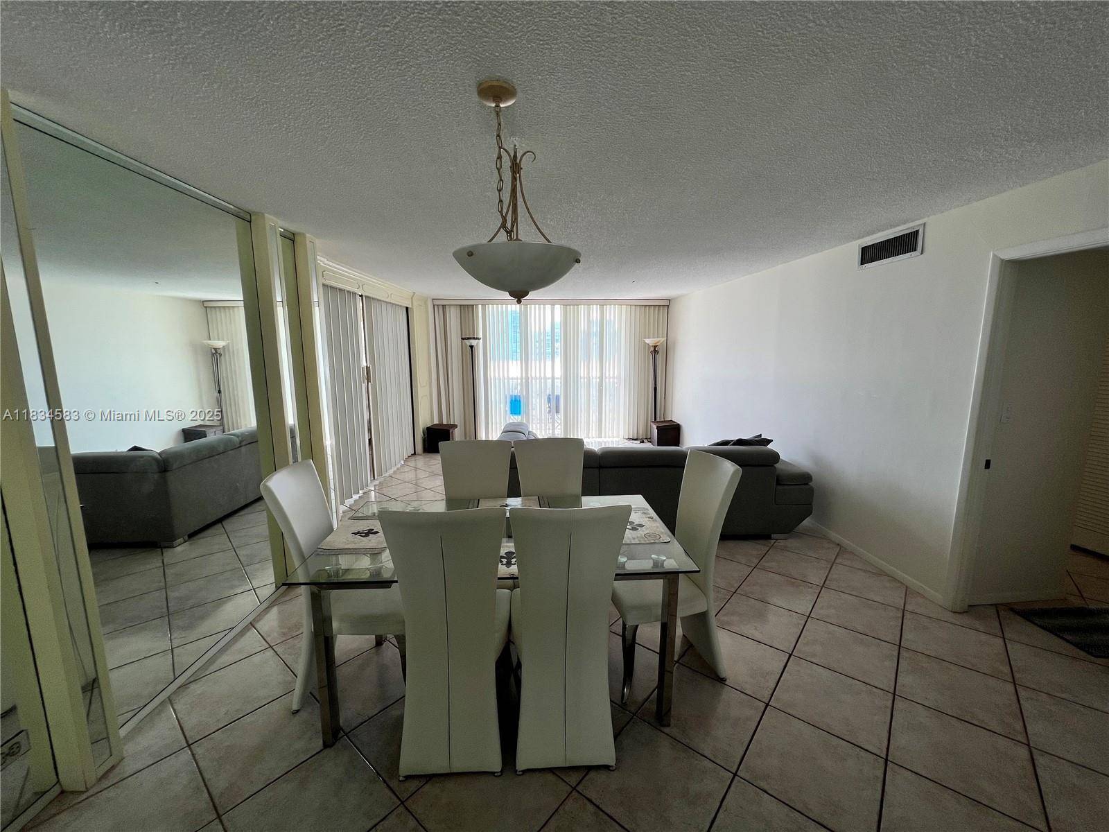 Miami Beach, FL 33140,6039 Collins Ave #1034