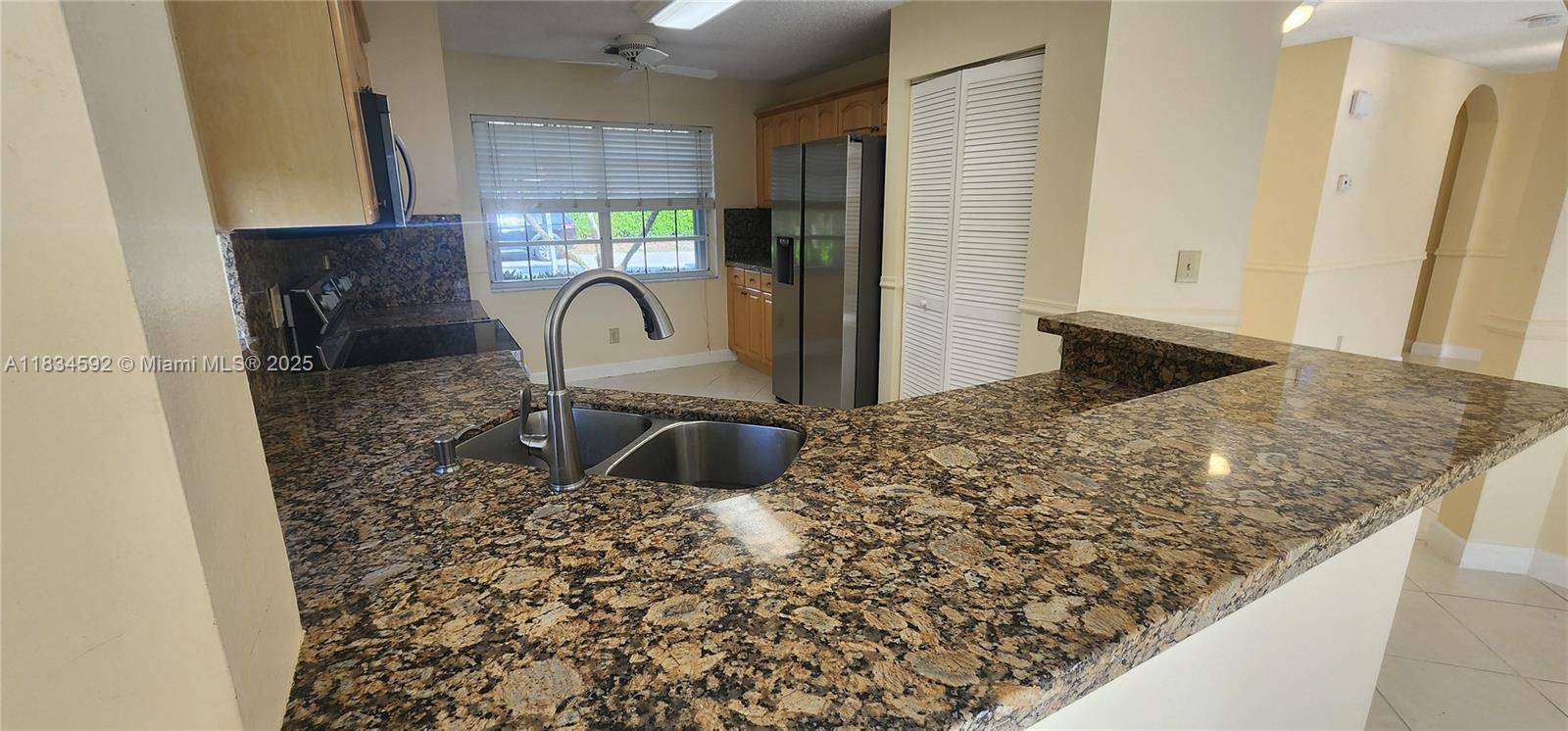 Davie, FL 33328,2957 Oak Park Cir #1