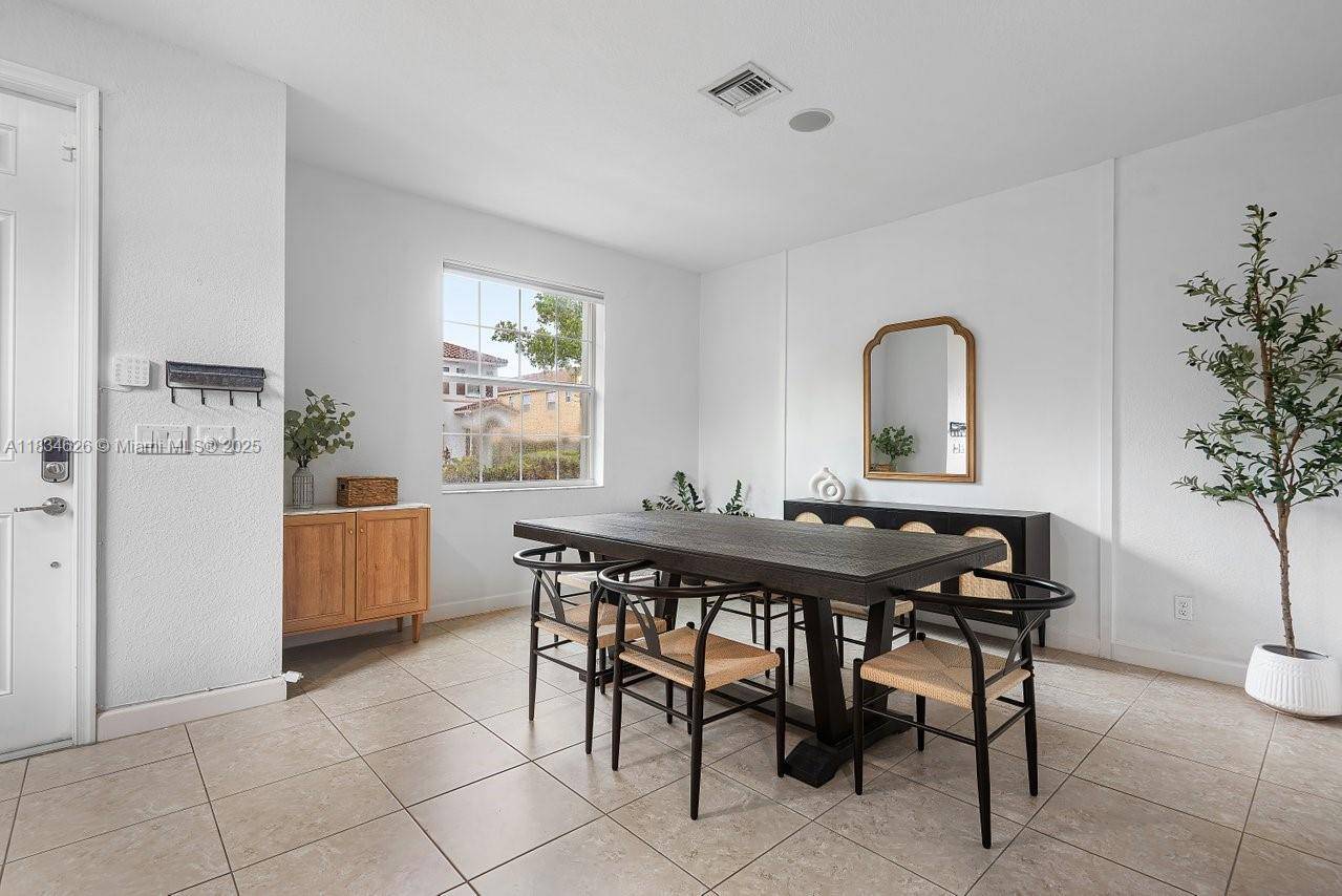 West Palm Beach, FL 33417,4326 Braxton Ave