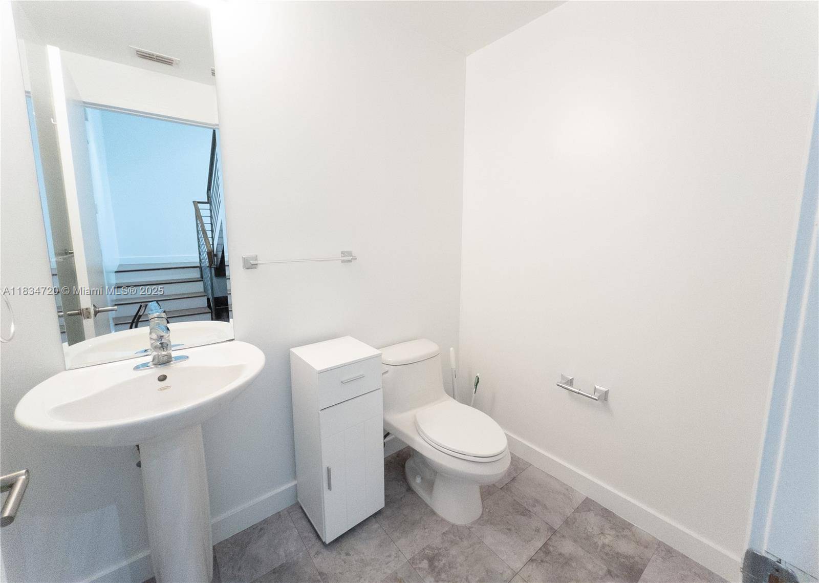 Miami Beach, FL 33141,163 N Shore Dr #163-5