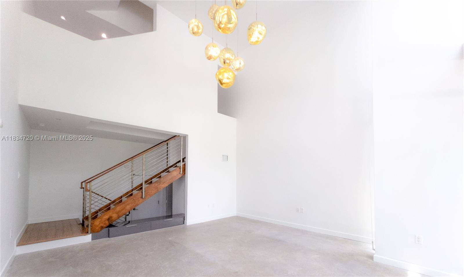 Miami Beach, FL 33141,163 N Shore Dr #163-5