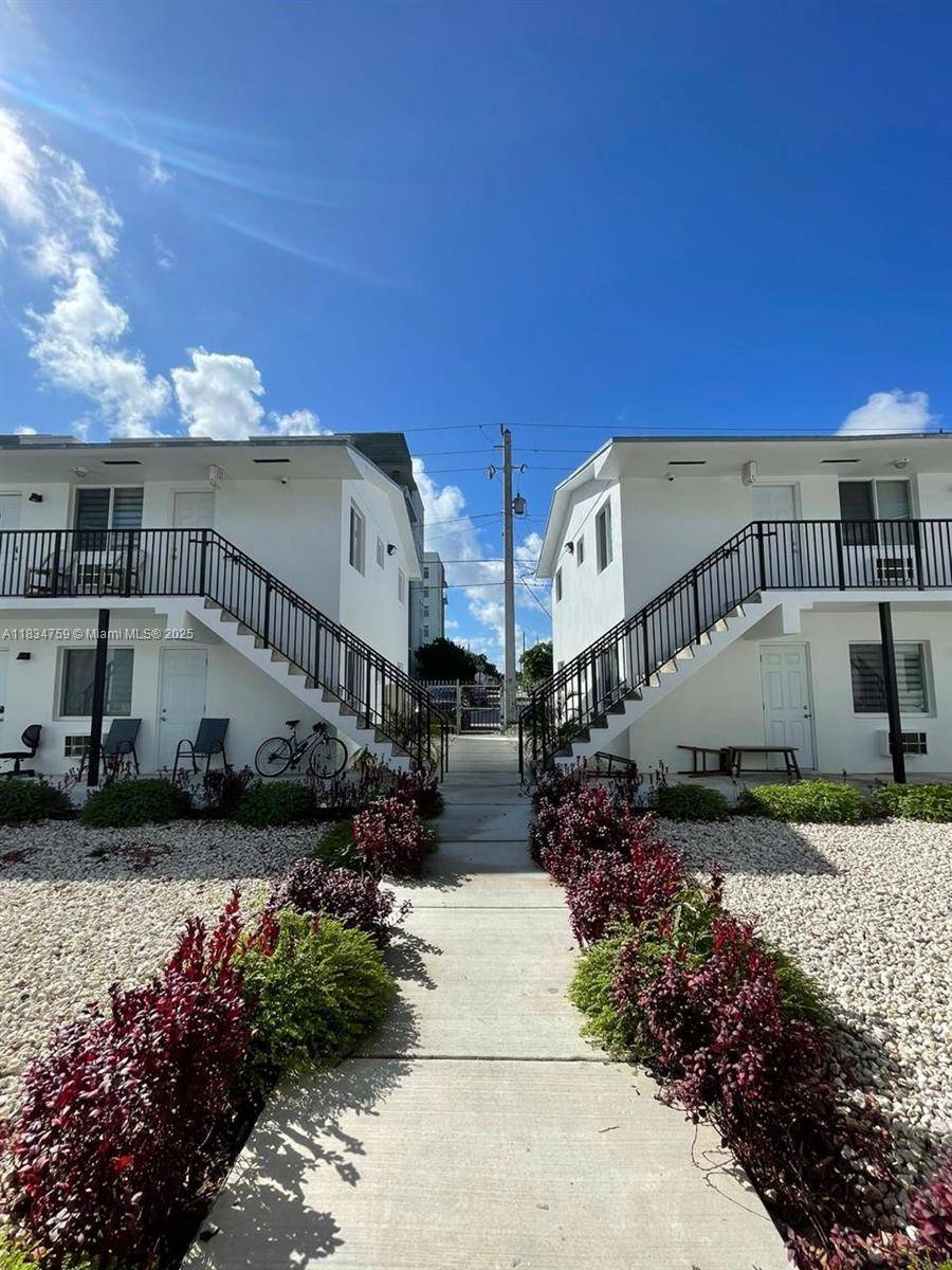 749 NW 60th St #3-2, Miami, FL 33127