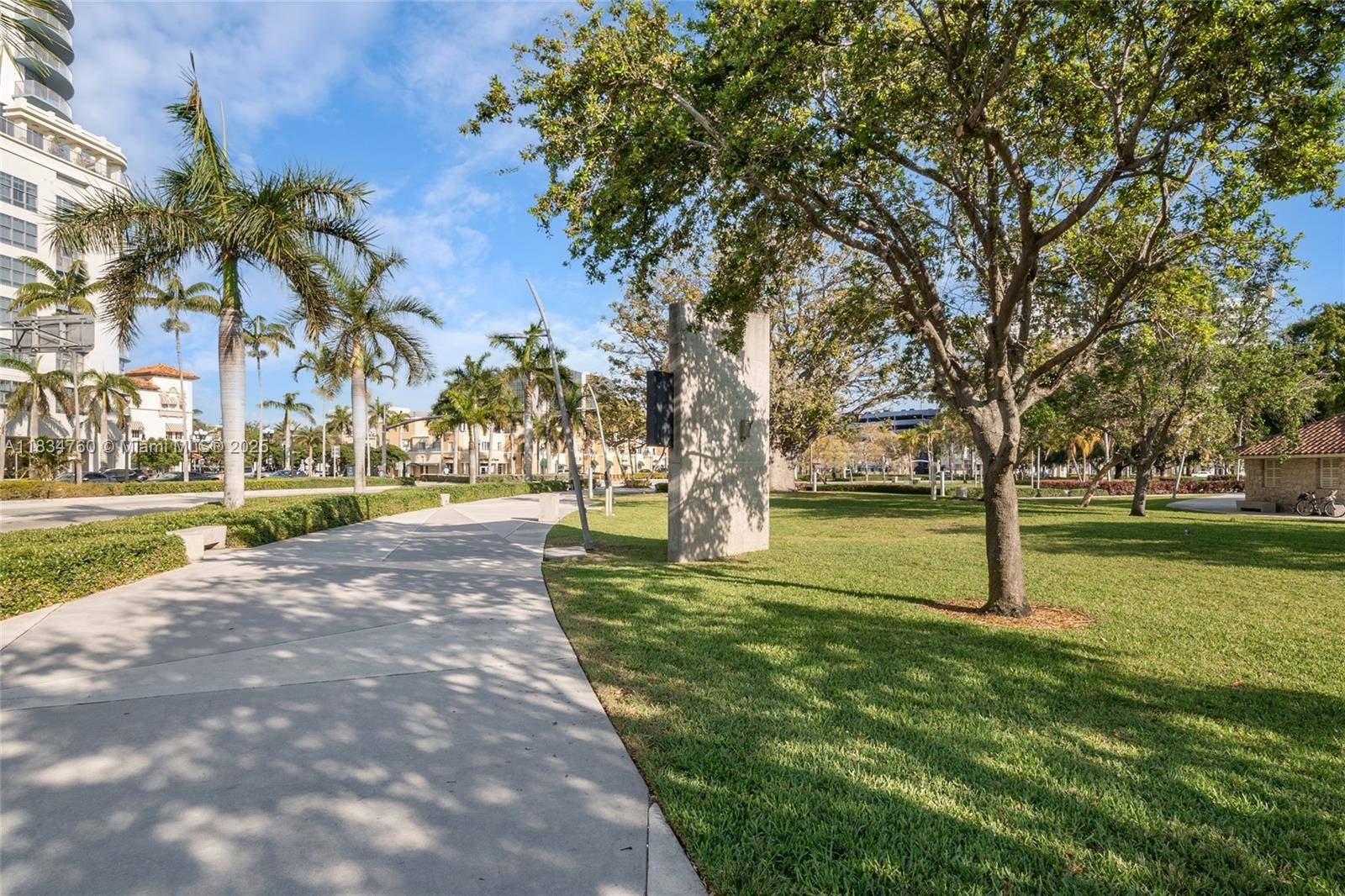 Hollywood, FL 33020,1820 S Young Cir