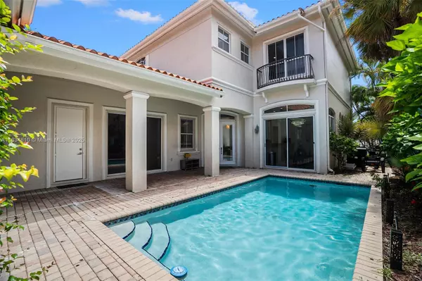 Hollywood, FL 33019,1580 Shoreline Way #0